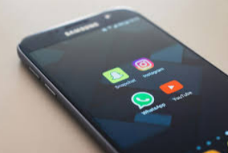 Why Students Prefer WhatsApp Web and Telegram Download for Group Work